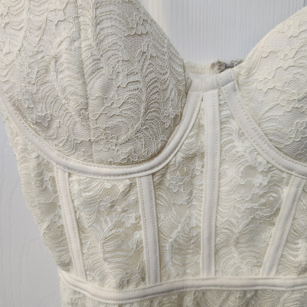 Lulus Cream Lace Bustier Bodycon Mini Seduce You Spaghetti Strap Dress Sz S - Picture 5 of 9